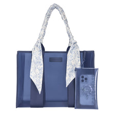 Load image into Gallery viewer, Case-Mate Something Navy Twilly Jelly Tote Bag (Classic)