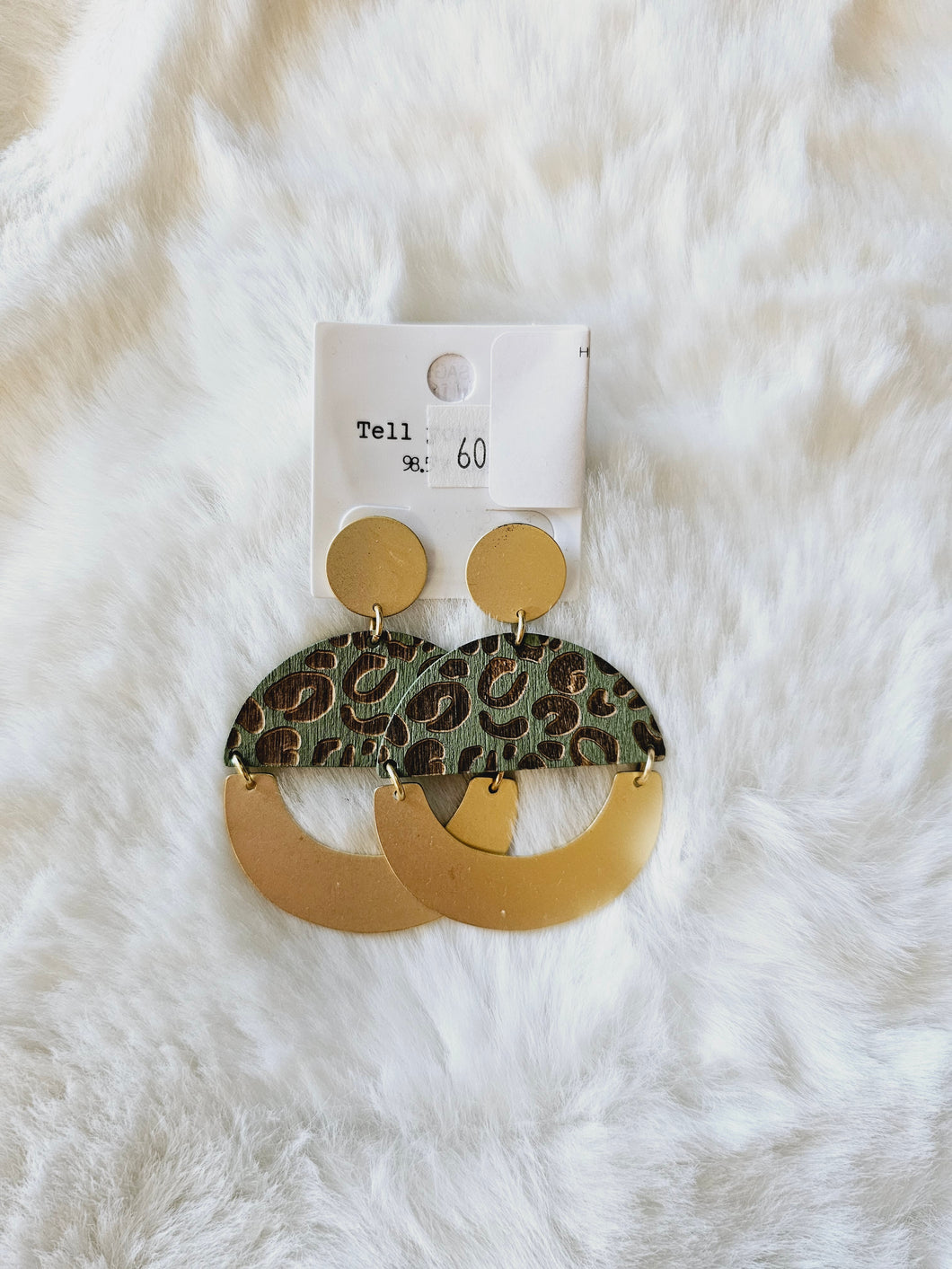 HALF CIRCLE LEO/GLD EARRINGS