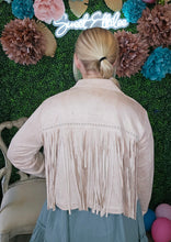 Load image into Gallery viewer, TAUPE NOTCHED NECK FRINGE SUEDE CROP JACK
