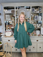 Load image into Gallery viewer, H GREEN BUTTON DOWN LS SMOCK SLEEVE DRESS
