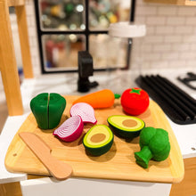 Load image into Gallery viewer, Chop &amp; Play | Veggies
