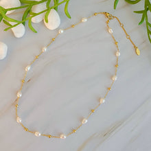 Load image into Gallery viewer, Ashley Freshwater pearl Necklace
