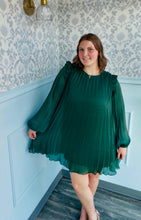 Load image into Gallery viewer, NWT Entro Emerald Ribbed LS Flowy Dress
