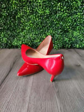 Load image into Gallery viewer, Kate Spade New York “Vida” Red Patent Leather Pumps
