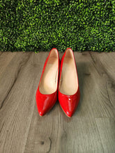 Load image into Gallery viewer, Kate Spade New York “Vida” Red Patent Leather Pumps
