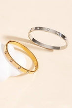 Load image into Gallery viewer, 18K NON-TARNISH WATERPROOF STAINLESS STEEL BANGLE

