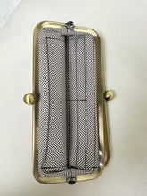 Load image into Gallery viewer, Karen Kiss Lock Clutch Bag
