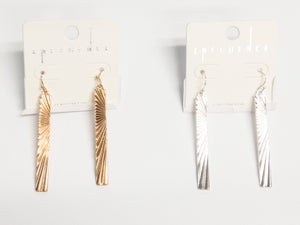PATTERNED BAR EARRINGS
